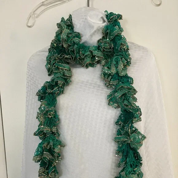 ❤️Sashay Sparkle Frilly Scarf Green and Gold❤️ - Picture 1 of 5